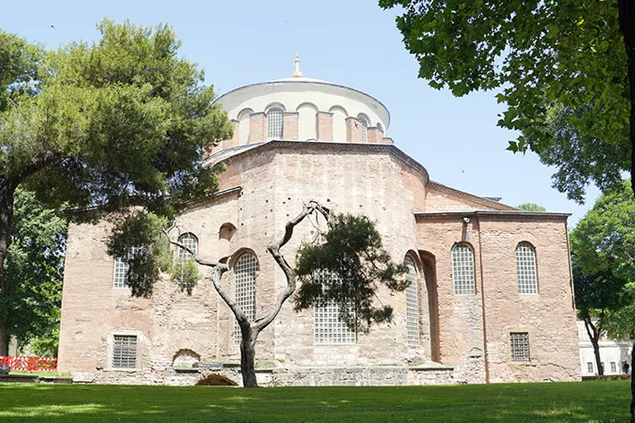 Aya Irini Church (Hagia Irene) in Istanbul: History and Visitor Guide