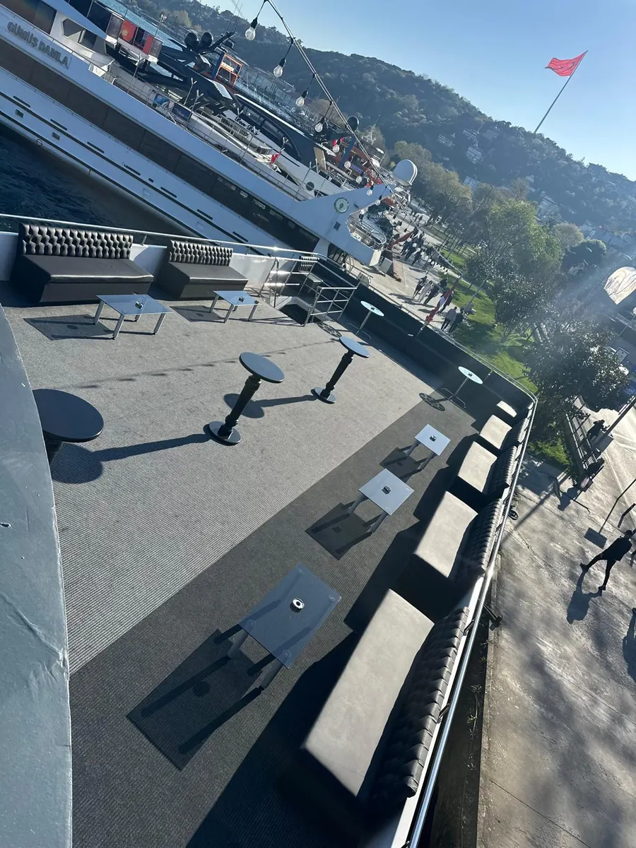 Open upper deck of the Majesty yacht
