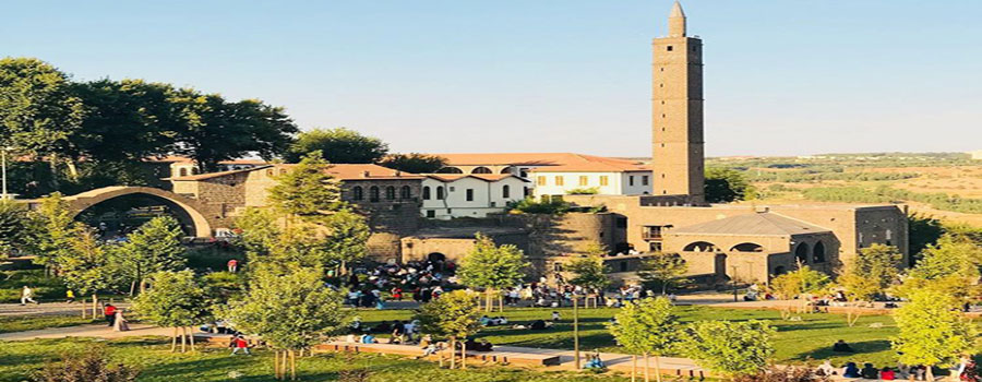 Diyarbakir Surları ile Hevsel Bahçeleri
