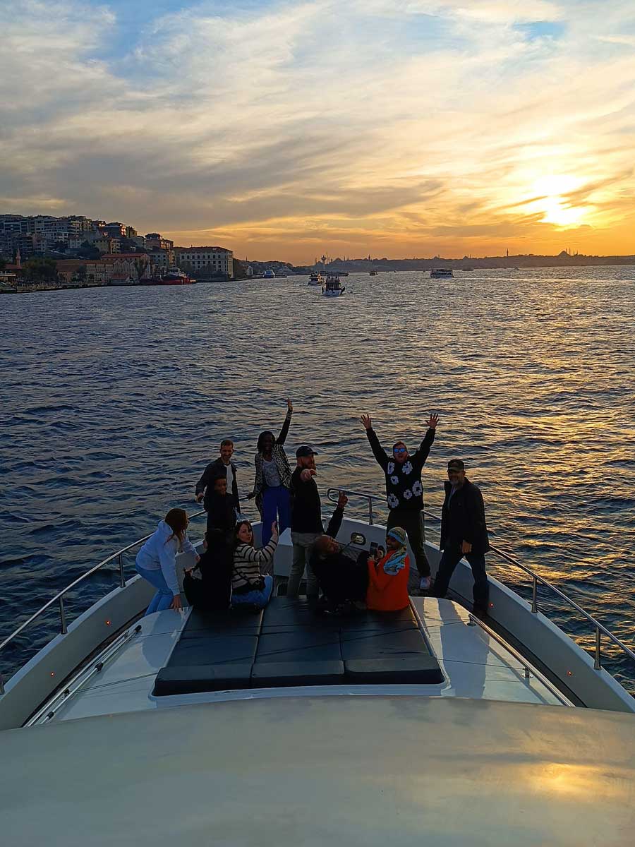 Istanbul Bosphorus Sunset Yacht Cruise