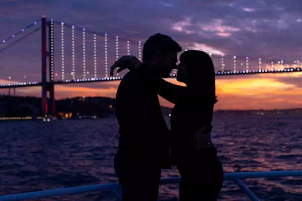 Bosphorus Sunset Tour – Best Istanbul Evening Cruise