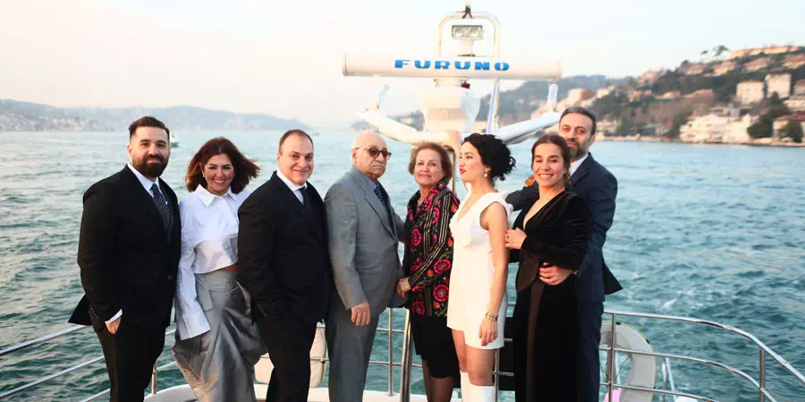 Istanbul Family Celebrations – Private Yacht Reunions & Milestone Events