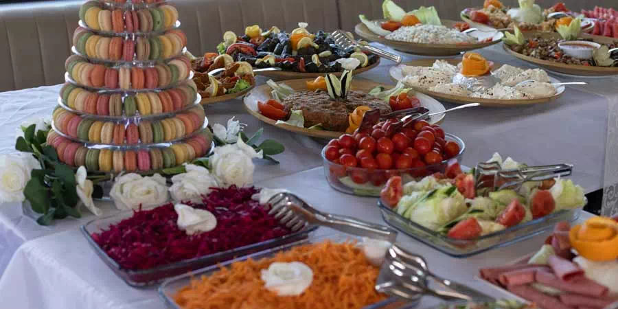 Bosphorus Client Entertainment & Networking on a Yacht – Istanbul Luxury Cruise