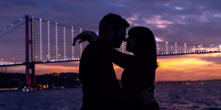 Valentine’s Day Bosphorus Yacht Tour – 14 February