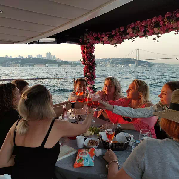The Top Things to See and Do on the Bosphorus in Istanbul