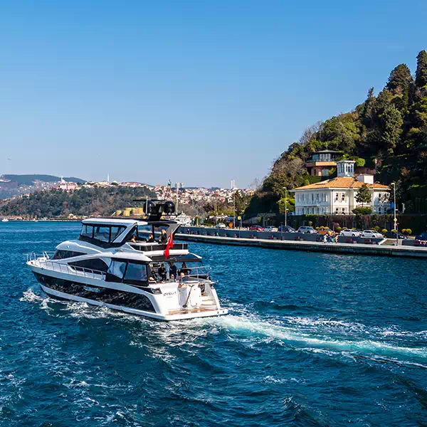 Best Istanbul Bosphorus Yacht tours
