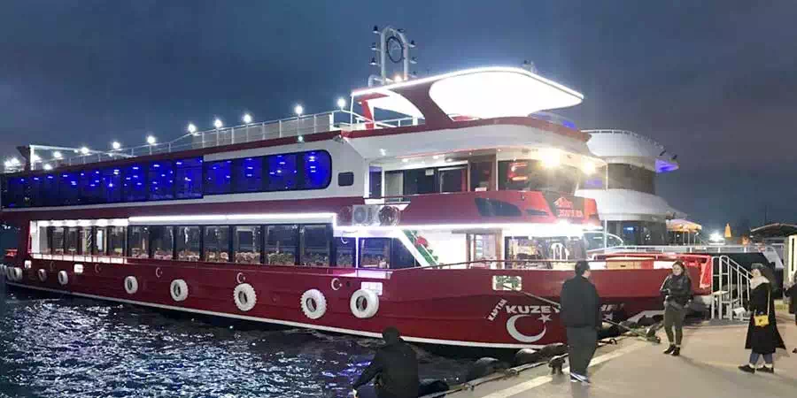 Istanbul New Year's Eve Dinner Cruise