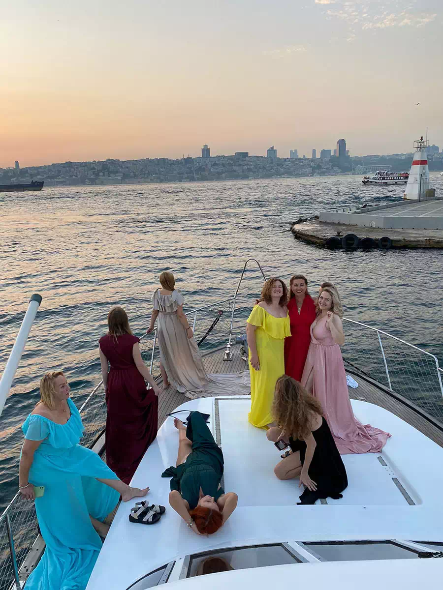 istanbul sunset yacht cruise