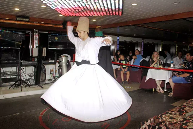 Bosphorus Dinner Cruise with Ottoman Night