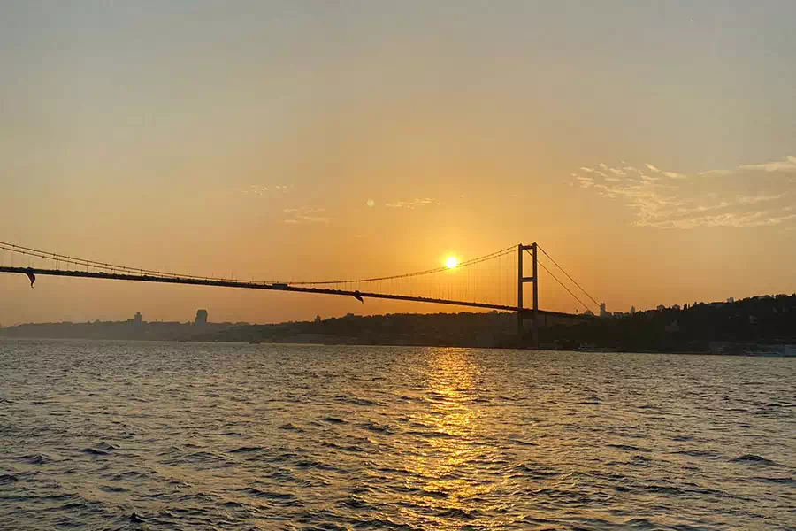 istanbul Bosphorus Sunset Yacht Cruise