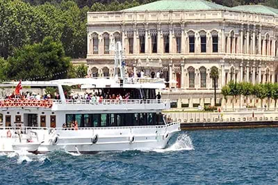 Dolmabahce Palace Tour and Bosphorus Cruise