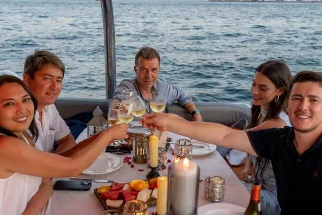 Bosphorus Sightseeing Cruise – Best istanbul Yacht Tour