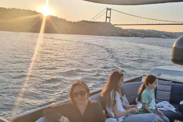 Bosphorus Sunset Tour – Best istanbul Evening Cruise