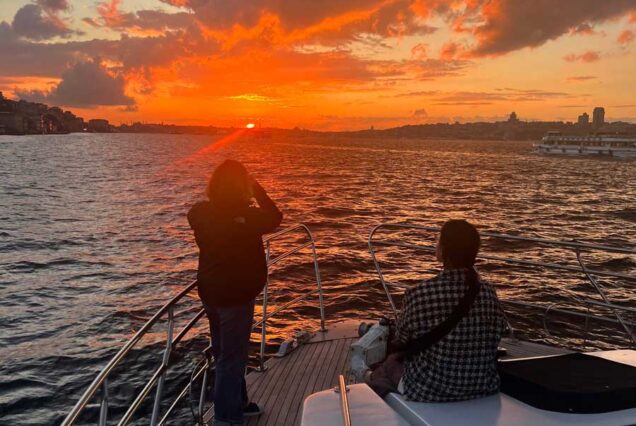 Bosphorus Sunset Tour – Best istanbul Evening Cruise