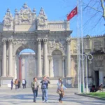 Visit the palace of the Ottoman sultans, Dolmabahçe Palace