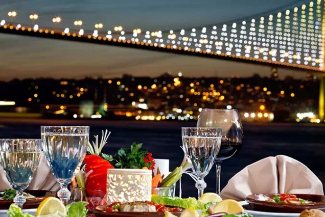 istanbul Bosphorus Dinner Cruise with Private Yacht