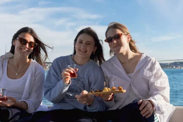 istanbul Graduation Parties: Private Yacht Celebrations on the Bosphorus