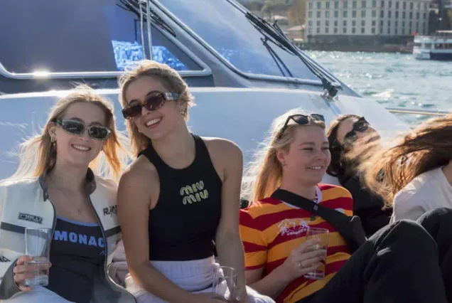 istanbul Graduation Parties: Private Yacht Celebrations on the Bosphorus