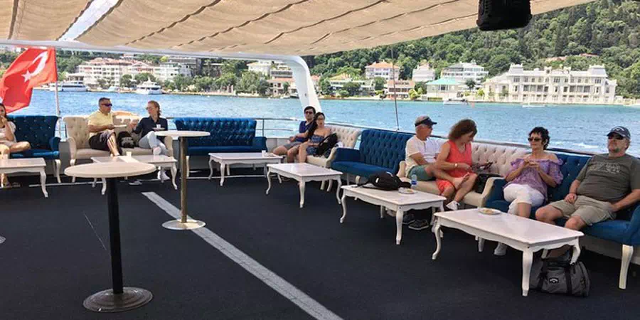 Crucero en Barco por el Bosphorus, Circuito Corto