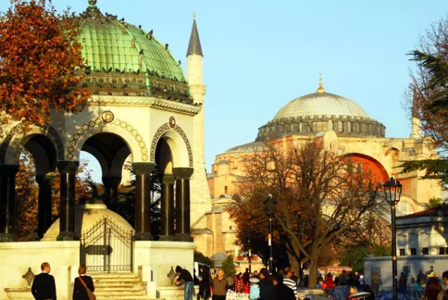 ANZAC Day Tour and Cappadocia Tour Combination