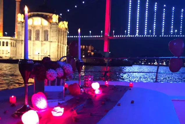 Private Bosphorus Dinner Cruise
