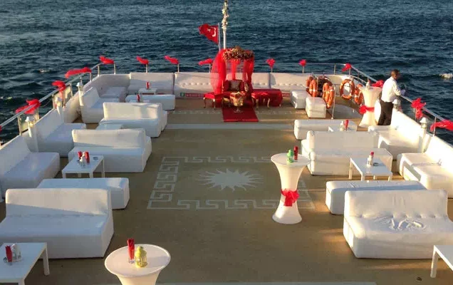 istanbul Luxury Boat Charters