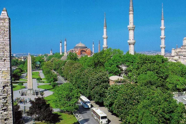 Guided istanbul Sultanahmet Tour and Bosphorus Dinner Cruise with Turkish Night