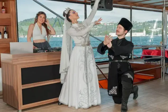 istanbul New Year's Eve Boat Party