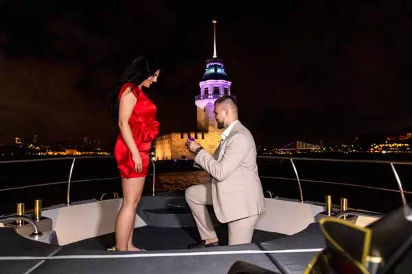 istanbul Marriage Proposals: Private Yacht Experiences on the Bosphorus