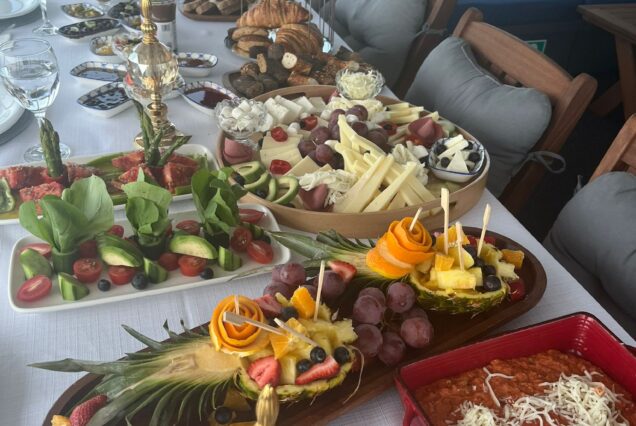 Bosphorus Breakfast Cruise on a private luxury yacht