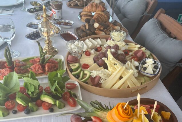 Bosphorus Breakfast Cruise – private yacht charter in Istanbul