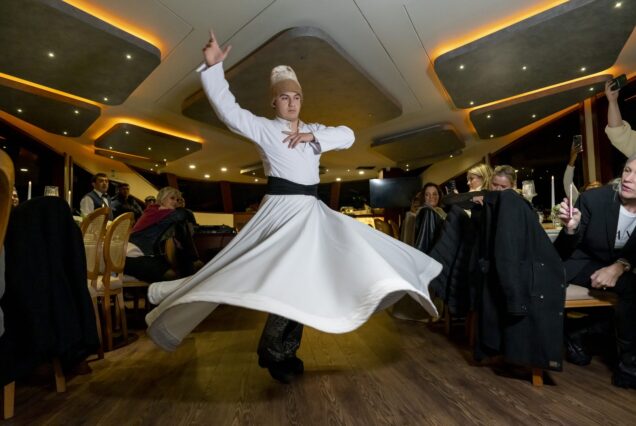 Bosphorus New Year's Eve Party Cruise Istanbul