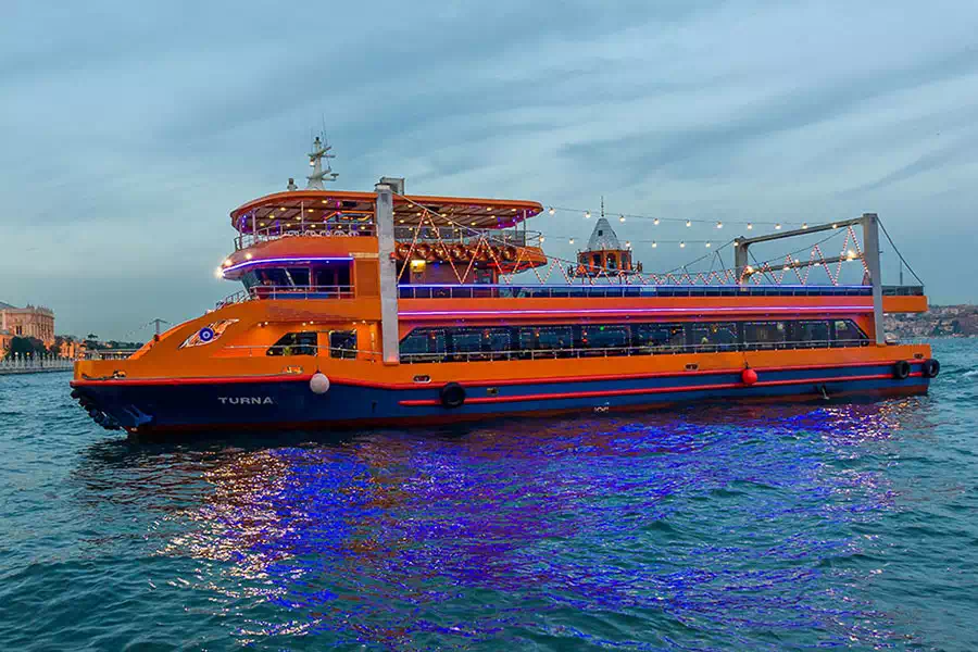 Dinner Cruises on Bosphorus in istanbul