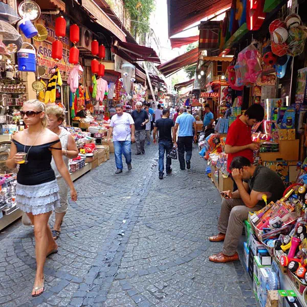 Compras en el Bazar de las Especias